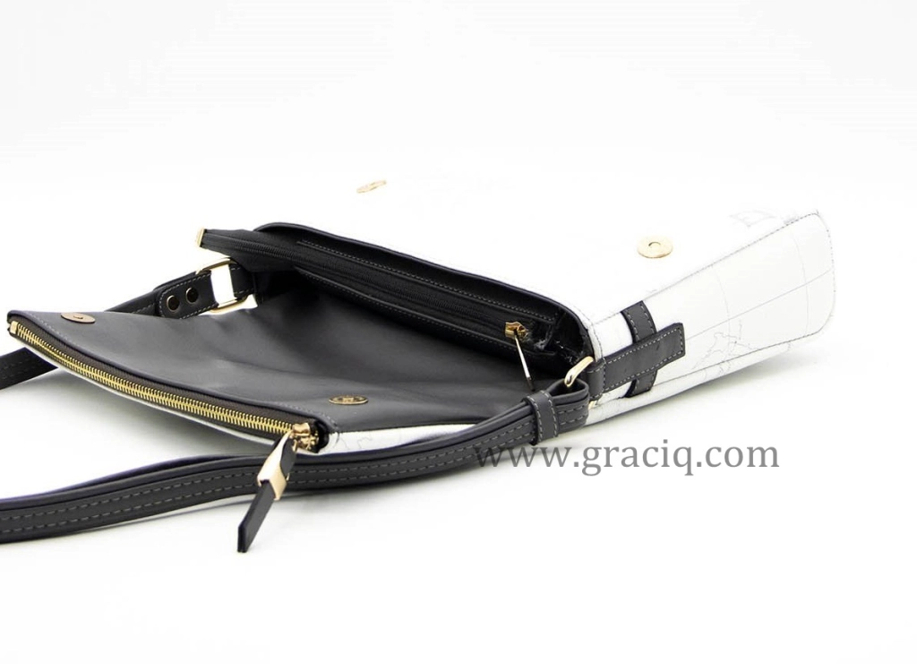 Дамска чанта-тип плик с дълга дръжка за през рамо SIlver&Polo