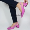 Дамски елегантни сандали с декоративна плочка в цикламена кожа