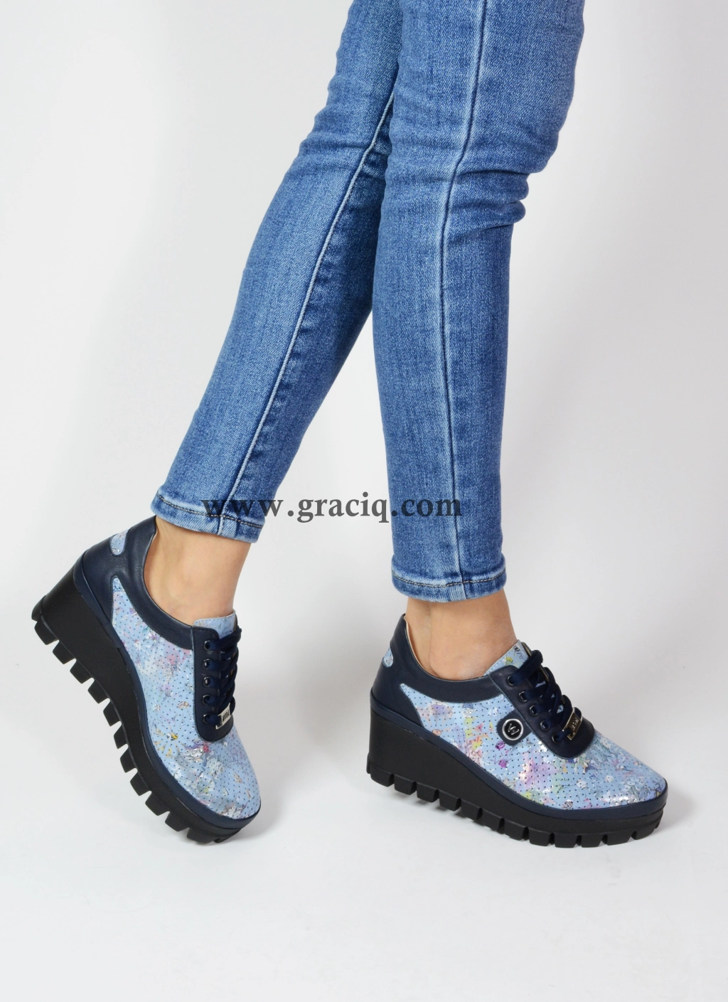 Пролетни обувки на платформа от естествена кожа в син цвят
