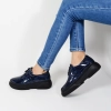 Дамски лачени обувки в син цвят с връзки