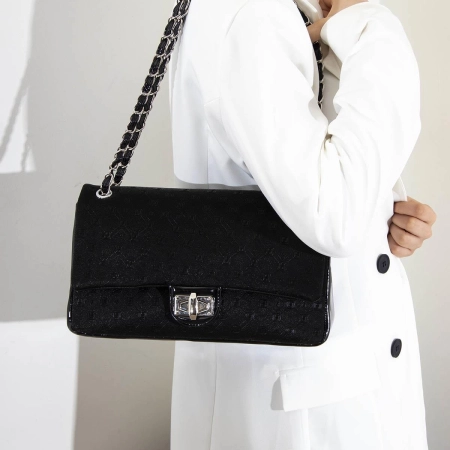 Дамска чанта от мека еко кожа в цвят черен SIlver & Polo
