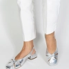 Дамски сандали от естествена сребърна кожа