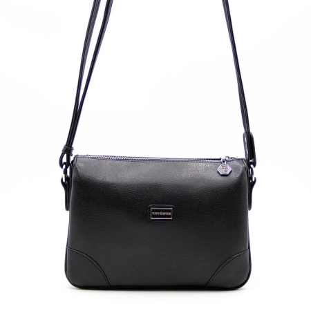 Дамска чанта през рамо в черен цвят от гладка еко кожа на SILVER&POLO